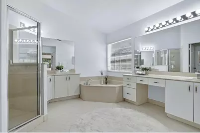 2807  Oakbrook Ln, Weston, FL 33332 - Photo 40