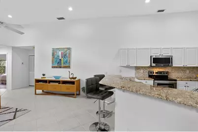 2807  Oakbrook Ln, Weston, FL 33332 - Photo 30