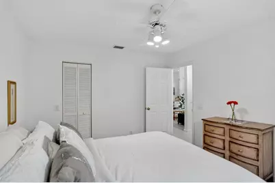 2807  Oakbrook Ln, Weston, FL 33332 - Photo 52