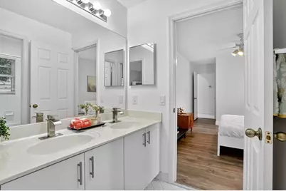 2807  Oakbrook Ln, Weston, FL 33332 - Photo 46