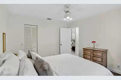 2807  Oakbrook Ln, Weston, FL 33332 - Photo 54