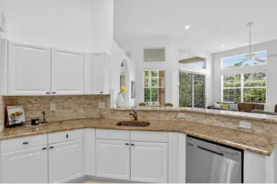 2807  Oakbrook Ln, Weston, FL 33332 - Photo 28