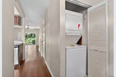 7711  Sanibel Dr, Tamarac, FL 33321 - Photo 32