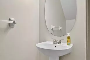 7711 Sanibel Dr, Tamarac, FL 33321 - Photo 12