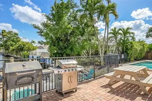 410 SW 15th St, Pompano Beach, FL 33060 - Photo 1