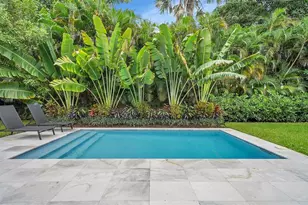 400 NE 26th Dr, Wilton Manors, FL 33334 - Photo 2