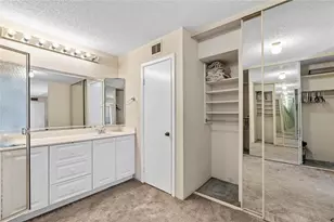 581 Springdale Cir, Palm Springs, FL 33461 - Photo 20