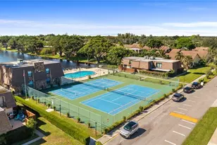 581 Springdale Cir, Palm Springs, FL 33461 - Photo 34