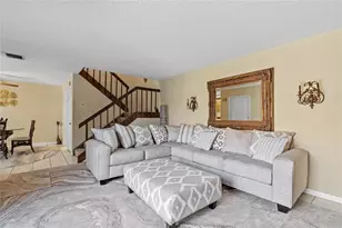 581 Springdale Cir, Palm Springs, FL 33461 - Photo 6