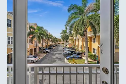 2329  Vintage Dr, Unit #2329, Lighthouse Point, FL 33064 - Photo 18