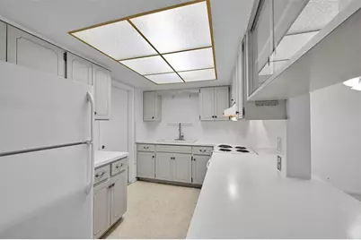 2624 NE 32nd St, Unit #217, Fort Lauderdale, FL 33306 - Photo 2