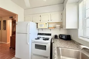 204 Oakridge M, Deerfield Beach, FL 33442 - Photo 6