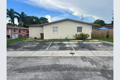 340-400 NE 44th St, Deerfield Beach, FL 33064 - Photo 2