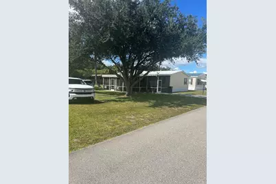 913  Yacht Club Way, Moore Haven, FL 33471 - Photo 1