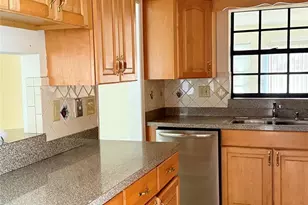 321 W 21st St, Riviera Beach, FL 33404 - Photo 4