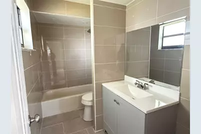 321 W 21st St, Riviera Beach, FL 33404 - Photo 10