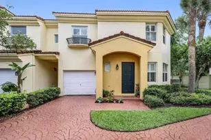 2932 Deer Creek Country Club Blvd, Deerfield Beach, FL 33442 - Photo 1