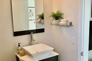 9271 W Bay Harbor Dr, Bay Harbor Islands, FL 33154 - Photo 6