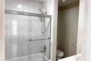 8149 Lagos De Campo Blvd, Fort Lauderdale, FL 33321 - Photo 30