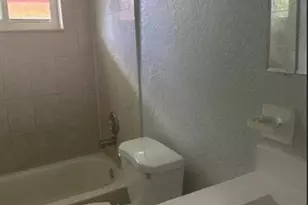 332 SW 2nd Pl, Pompano Beach, FL 33060 - Photo 6