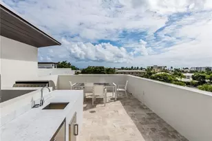 240 Shore Ct, Lauderdale by the Sea, FL 33308 - Photo 30