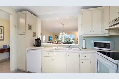 441 SE 3rd St, Unit #201, Dania Beach, FL 33004 - Photo 18