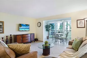 441 SE 3rd St, Dania Beach, FL 33004 - Photo 8