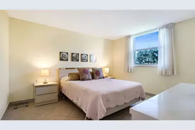 441 SE 3rd St, Unit #201, Dania Beach, FL 33004 - Photo 24