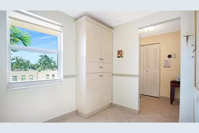 441 SE 3rd St, Unit #201, Dania Beach, FL 33004 - Photo 20