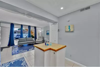 4627  Bougainvilla Dr, Unit #1A, Lauderdale by the Sea, FL 33308 - Photo 14