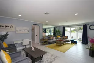 214 SE 5th St, Dania Beach, FL 33004 - Photo 10