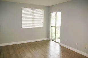 1263 SW 46th Ave, Pompano Beach, FL 33069 - Photo 4