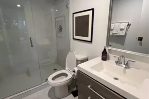 2100 NE 33rd Ave Unit #1/1 A, Fort Lauderdale, FL 33305 - Photo 6