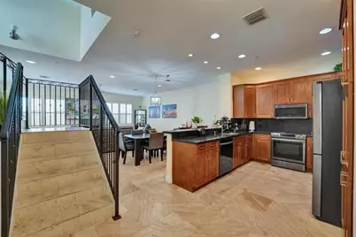 2515 NE 18th St, Fort Lauderdale, FL 33305 - Photo 2