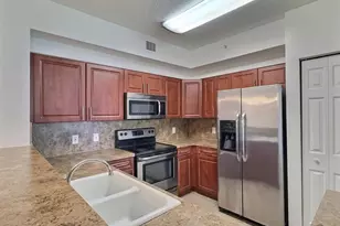 7940 N Nob Hill Rd, Tamarac, FL 33321 - Photo 10