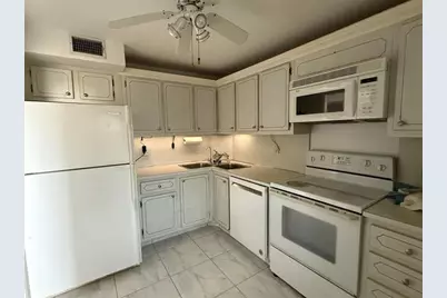 1537 E Hillsboro Blvd, Unit #839, Deerfield Beach, FL 33441 - Photo 12