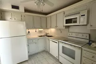 1537 E Hillsboro Blvd, Deerfield Beach, FL 33441 - Photo 12