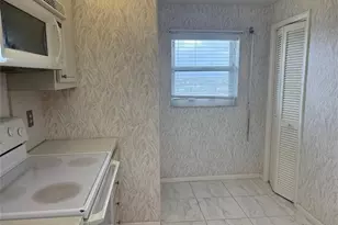 1537 E Hillsboro Blvd, Deerfield Beach, FL 33441 - Photo 14