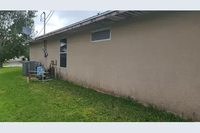 1810 SW McAllister Ln, Port Saint Lucie, FL 34953 - Photo 32