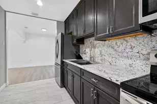 40 NW 68th St, Miami, FL 33150 - Photo 14