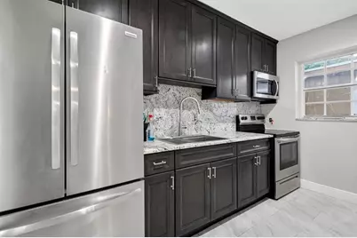 40 NW 68th St, Miami, FL 33150 - Photo 16