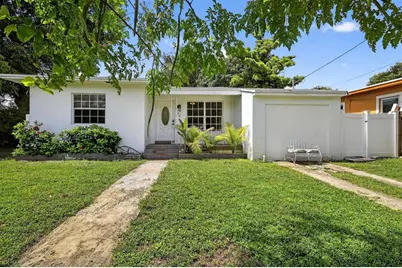 40 NW 68th St, Miami, FL 33150 - Photo 2