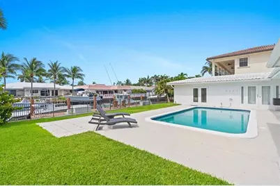 2670 NE 47th St, Lighthouse Point, FL 33064 - Photo 10