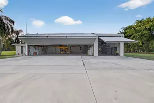 6852 Skyline Dr, Delray Beach, FL 33446 - Photo 4