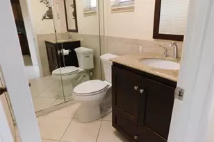 9580 Sunrise Lakes Blvd, Sunrise, FL 33322 - Photo 8