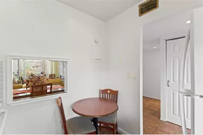 8280  Sunrise Lakes Blvd, Unit #306, Sunrise, FL 33322 - Photo 12