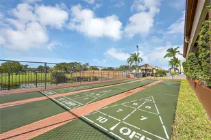 9061 Sunrise Lakes Blvd, Sunrise, FL 33322 - Photo 22