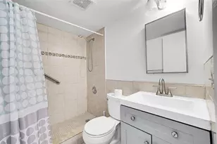 9061 Sunrise Lakes Blvd, Sunrise, FL 33322 - Photo 8