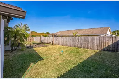 8460  Raymond Dr, Boynton Beach, FL 33472 - Photo 2