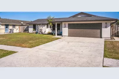 8460  Raymond Dr, Boynton Beach, FL 33472 - Photo 1